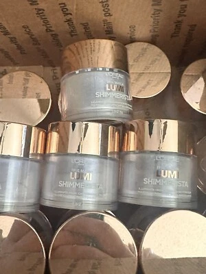 Lot 5 L'Oreal True Match Lumi Shimmerista Highlighting Powder, 505 Moonlight - Image 1 of 2