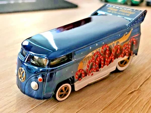 HOT Wheels Exclusive RLC Happy Holidays Volkswagen VW DRAG BUS loose Holidays - Picture 1 of 5