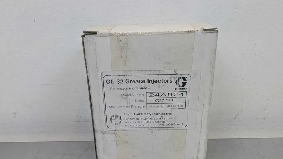 Graco GL-32 Grease Injector 24A924 293663 Ser C2717E Rev A 3500 PSI 1/4" NPT - Image 1 of 4