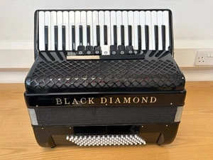 Black Diamond 96 bass piano accordion - Picture 1 of 9