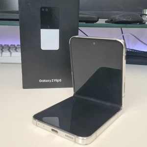 SAMSUNG GALAXY Z FLIP5, 256GB UNLOCKED CREAM/BEIGE - DOT & LINE, SEE DESC - Picture 1 of 19