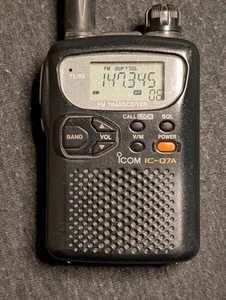 ICOM IC-Q7A FM Transceiver Working - Afbeelding 1 van 2