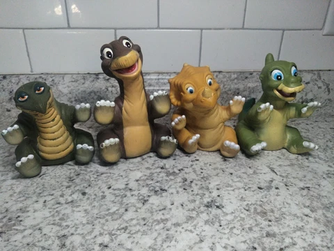 THE LAND BEFORE TIME PIZZA HUT TOY PUPPETS 1988 LOT OF 4 DINOSAURS LITTLE FOOT Cover