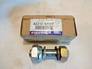 NISSAN UD - 40210-92327 - Wheel Stud (Hub Bolt) Kit - Picture 1 of 7