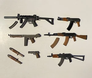 Lot Of 1/6 Scale 21st Century Toys Weapons (AK47, MP5, THOMPSON, 1911) - Picture 1 of 6