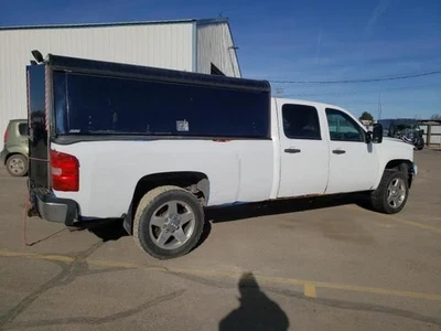 Air Flow Meter 6.2L Fits 09-14 CTS 1496250 - Image 1 of 4