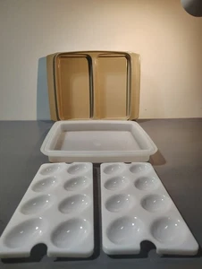 VTG Tupperware Deviled Egg Keeper Carrier 723-4 ~WOW~ EUC! FS! - Picture 1 of 12