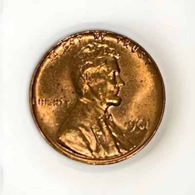 1961 Lincoln Memorial Cent • BU+ to Almost Uncirculated • Philadelphia Mint - Image 1 of 2