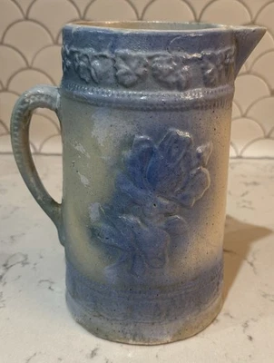 Antigua jarra de esmalte de sal AMERICAN BEAUTY ROSE azul y blanco   Foto 1 de 4