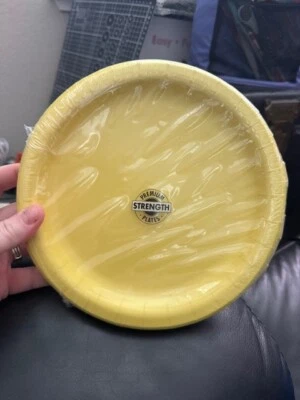 Mimosa Yellow 8-3/4" Paper Plates 24 Per Pack Tableware Party Supplies - Image 1 of 2