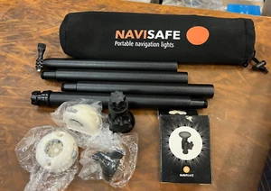 Navisafe 905-1 Navimount Pole Pack inc. Poles, Mounts & Navisafe 930 Railblaza - Picture 1 of 10
