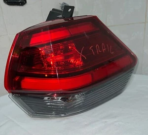 STOP FANALE FANALINO POSTERIORE POST. DESTRO DX NISSAN X-TRAIL 2017 IN SU'. - Imagen 1 de 6