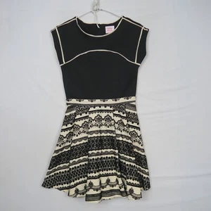 Leona Edmiston Miss Womens Fit & Flare Dress 14(AU) or Large Black Knee Length - Picture 1 of 8