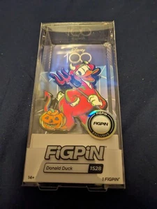 Donald Disney 100 #1529 FiGPiN Figure 32/750 *CRACKED OUTER CASE* - Picture 1 of 5