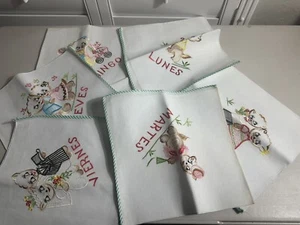 7 Dish Tea Towels Spanish Days of the Week Embroidered Green Gingham Edge Linen - Picture 1 of 10