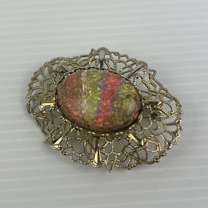 Vintage Confetti Brooch Foil Lucite Cabochon Gold Tone Filigree Metal V Clasp - Picture 1 of 16