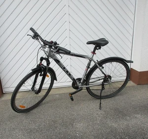 Studenten-Fahrrad gebraucht, Alurahmen, silberfarbig, 54 er Rahmenhöhe, 28 Zoll - Bild 1 von 5