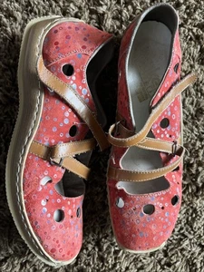 Damenschuhe Reiker Maryjane, Größe 39, Obermaterial Wildleder mit Riemchen, rote Punkte - Bild 1 von 6