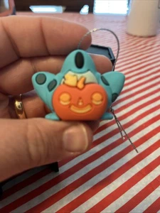 Hallmark Star Wars Mandalorian Grogu Halloween Frosch Super Rare Mystery Ornament - Bild 1 von 3