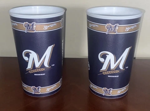 MILWAUKEE BREWERS 22 oz. Pint Cup Vtg 1990's Baseball SGA Set Lot of 2 Plastic Cover