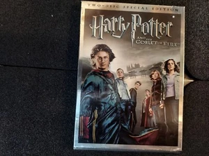 Harry Potter and the Goblet of Fire (Two-Disc Deluxe Widescreen Edition) - Picture 1 of 2