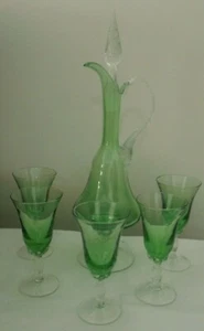 Vintage 60-70er Jahre grüne Kristall Weinkaraffe + 4 passende Stielkelche - Bild 1 von 7