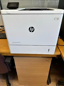 HP LASERJET ENTERPRISE M608N A4 FAST 61PPM NETWORK USB MONO LASER PRINTER +TONER - Picture 1 of 1