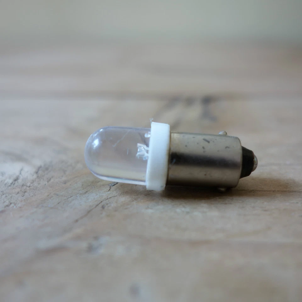 LED BA9S blanco luz de posición 6V vehículos clasicos para moto y coche - Imagen 1 de 1