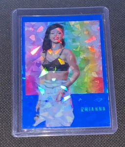Rihanna Sexy Blue Holo Refractor Art Trading Card in Toploader - Bild 1 von 3