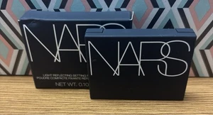NARS Light Reflecting Setting Powder Pressed MINI 0,10 oz/3g - Bild 1 von 2