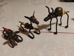 METALLKUNST GESCHWEISSTE ZÜNDKERZE Serie von Hunden & Viech Figur 3er Set - Bild 1 von 6