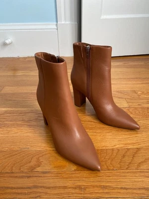 Marc Fisher 8M Mujer Natural Cremallera Punta Botines NUEVO Foto 1 de 4