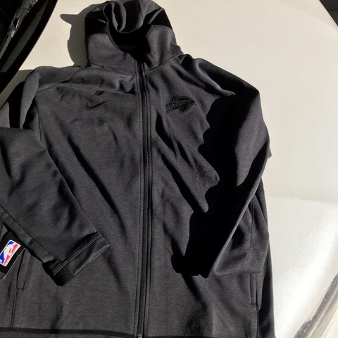 Nike NBA Okc Thunder Showtime Full-Zip Hoodie Gray Men's Sz XLarge AV1546-032 Cover