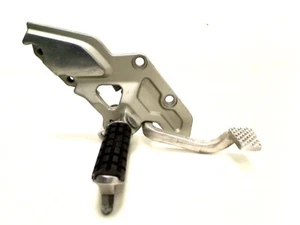 35011-1636 ESTRIBO DELANTERO DERECHO para KAWASAKI ZZR 1100 1993-1999 usado - Imagen 1 de 7