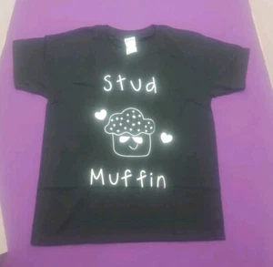 XSmall New Youth Premium Gildan Valentine Love Food Muffin Graphic Black Shirt - Picture 1 of 4
