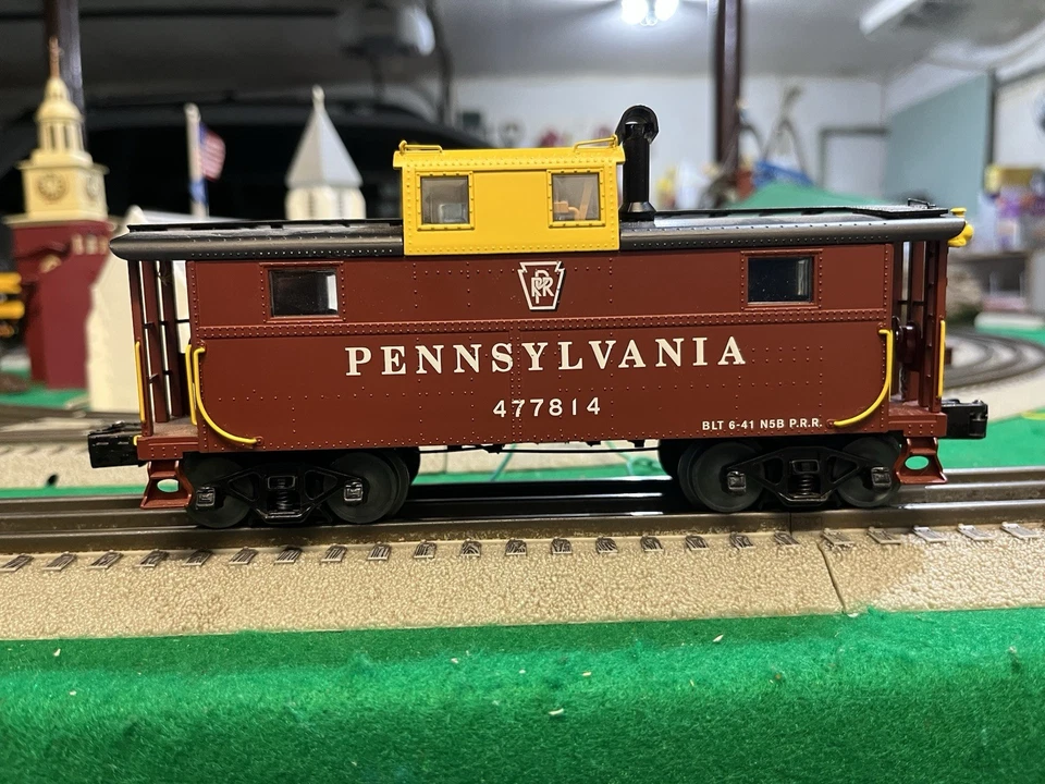 Lionel 6-81806 Pennsylvania Railroad O Gauge N5B Caboose - Image 1 of 1