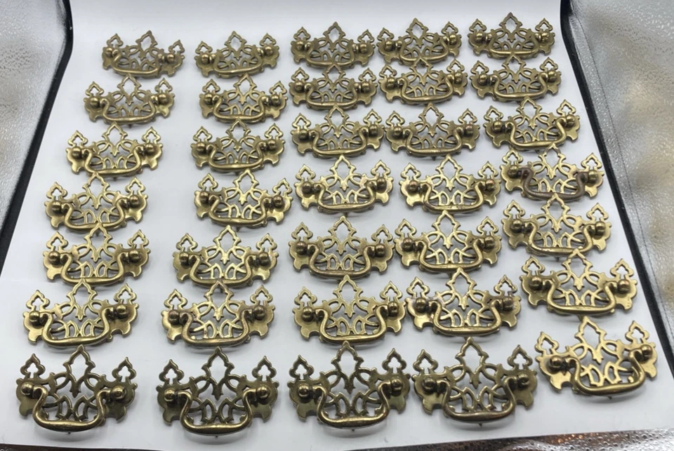 LOT 35 VINTAGE KEELER BRASS DRAWER PULLS KBC1 KBC2 BAT WING DROP BAIL HANDLE - Image 1 of 1