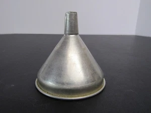 Vintage 1960er 2,5" kleiner Durchmesser Öffnung Aluminium Küchentrichter Bauernhaus - Bild 1 von 4