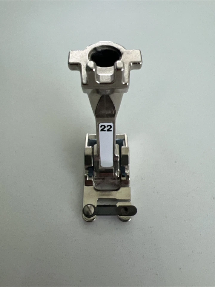 Genuine Bernina 3 Groove Cording Foot #22 - Old Style - Image 1 of 1