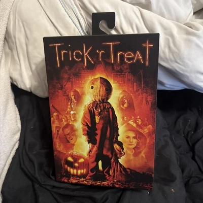 Figuras NECA Trick'r Treat Sam y Pennywise Foto 1 de 4