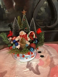 Vintage Weihnachten Kitschig Schneemann Box Montage Flaschenbürste Bäume Eiche - Bild 1 von 6