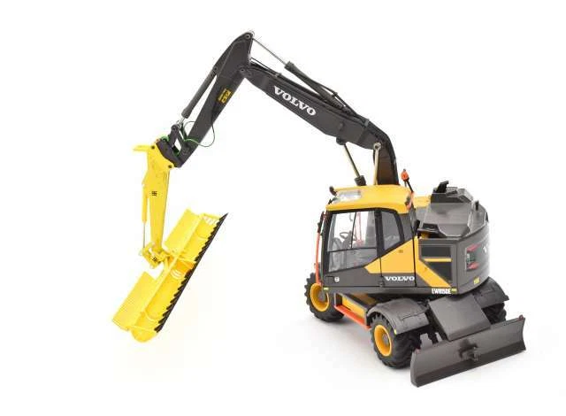 At 3200175 Hobelman MSL 620 Mower for S 60 Quick Coupler Grass Box NEW 1:32 - Image 1 of 4