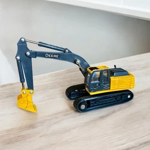 Custom John Deere Excavator 1:64 Scale Model Toy – USA Construction Vinyl Wrap - Picture 1 of 5