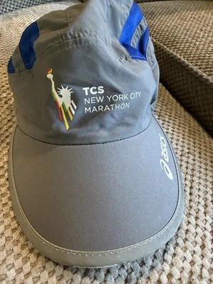TCS New York City 2016 Maratón Gorra Ligera Gorra para Correr Asics Correa Trasera  Foto 1 de 3