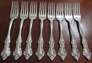 IS ORLEANS Set of 8 Dinner Forks Deep Silver Vintage Silverplate Flatware Lot B - Picture 1 of 6