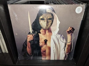 Bring Me The Horizon THERE IS A HELL BELIEVE ME Hot Topic Color Vinyl 2 LP NEW!! - Bild 1 von 2