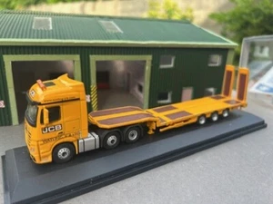 OXFORD DIECAST 1/76th 76MB010 Mercedes Actros Lowloader JCB - Picture 1 of 6