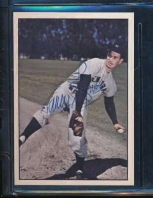  1979 TCMA History Series #198 Tommy Byrne Signed auto autograph swsw6 - Image 1 of 2