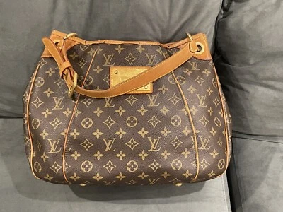 Louis Vuitton Monogram Galliera PM Shoulder Hobo Bag - Image 1 of 4