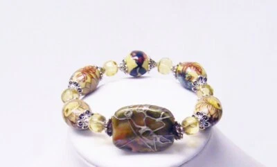 Pulsera de cuentas de cerámica floral verde colorido Foto 1 de 4